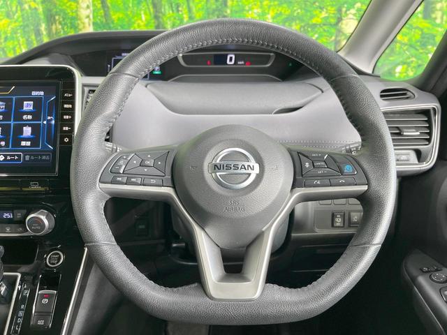 セレナ ハイウェイスターＶ　両側電動ドア　純正ＳＤナビ　後席モニター　全周囲カメラ　衝突被害軽減システム　レーダークルーズ　禁煙車　ドラレコ　コーナーセンサー　スマートキー　ＬＥＤヘッド　ビルトインＥＴＣ　純正１６インチアルミ（12枚目）