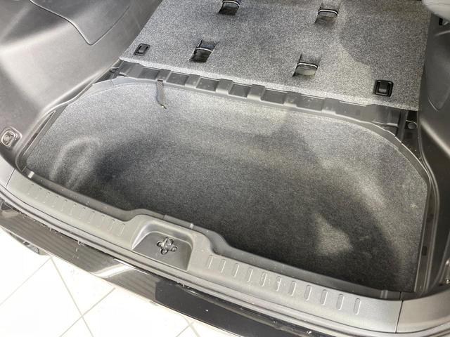 セレナ ハイウェイスターＶ　両側電動ドア　純正ＳＤナビ　後席モニター　全周囲カメラ　衝突被害軽減システム　レーダークルーズ　禁煙車　ドラレコ　コーナーセンサー　スマートキー　ＬＥＤヘッド　ビルトインＥＴＣ　純正１６インチアルミ（62枚目）