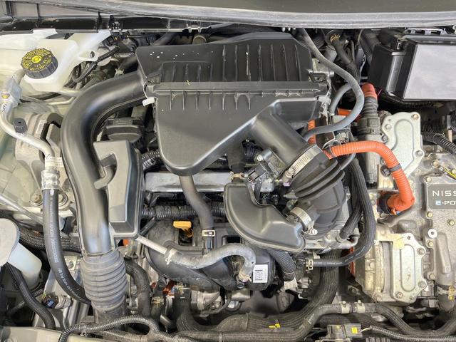 オーラ Ｇ　レザーエディション　全周囲カメラ　衝突被害軽減システム　レーダークルーズ　禁煙車　レザーシート　ドラレコ　コーナーセンサー　スマートキー　ＬＥＤヘッド　ビルトインＥＴＣ　純正１７インチアルミ　オートライト（18枚目）