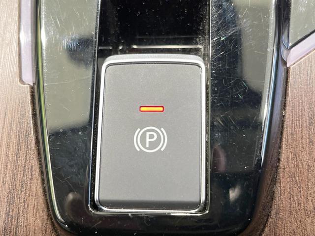 オーラ Ｇ　レザーエディション　全周囲カメラ　衝突被害軽減システム　レーダークルーズ　禁煙車　レザーシート　ドラレコ　コーナーセンサー　スマートキー　ＬＥＤヘッド　ビルトインＥＴＣ　純正１７インチアルミ　オートライト（42枚目）