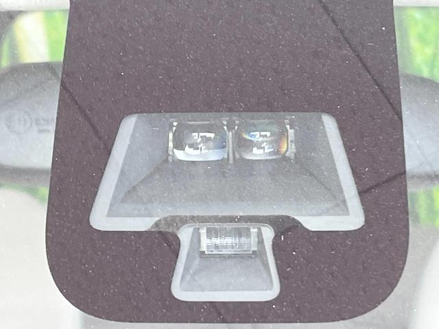 デイズルークス Ｘ　電動スライドドア　純正ＳＤナビ　全周囲カメラ　衝突被害軽減システム　禁煙車　ドラレコ　スマートキー　ＥＴＣ　オートエアコン　Ｂｌｕｅｔｏｏｔｈ　ＣＤ　ＤＶＤ再生　フルセグ　ステアリングスイッチ（5枚目）