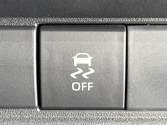 シエンタ ハイブリッドＺ　両側電動ドア　全周囲カメラ　衝突被害軽減システム　レーダークルーズ　禁煙車　コーナーセンサー　スマートキー　ＨＩＤヘッド　ビルトインＥＴＣ　オートハイビーム　車線逸脱警報　オートライト（43枚目）