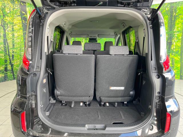 シエンタ ハイブリッドＺ　両側電動ドア　全周囲カメラ　衝突被害軽減システム　レーダークルーズ　禁煙車　コーナーセンサー　スマートキー　ＨＩＤヘッド　ビルトインＥＴＣ　オートハイビーム　車線逸脱警報　オートライト（54枚目）