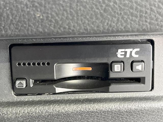 スペーシアギア ハイブリッドＸＺ　ターボ　両側電動ドア　ＳＤナビ　全周囲カメラ　衝突被害軽減システム　禁煙車　ドラレコ　コーナーセンサー　スマートキー　ＬＥＤヘッド　ビルトインＥＴＣ　クルコン　車線逸脱警報　オートライト　オートエアコン（7枚目）