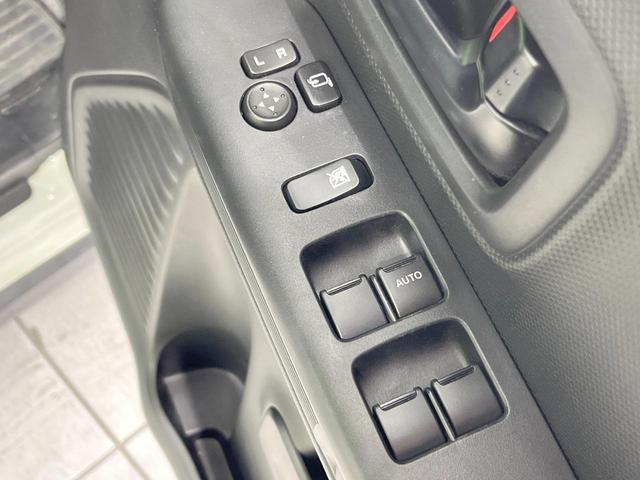 スペーシアギア ハイブリッドＸＺ　ターボ　両側電動ドア　ＳＤナビ　全周囲カメラ　衝突被害軽減システム　禁煙車　ドラレコ　コーナーセンサー　スマートキー　ＬＥＤヘッド　ビルトインＥＴＣ　クルコン　車線逸脱警報　オートライト　オートエアコン（50枚目）