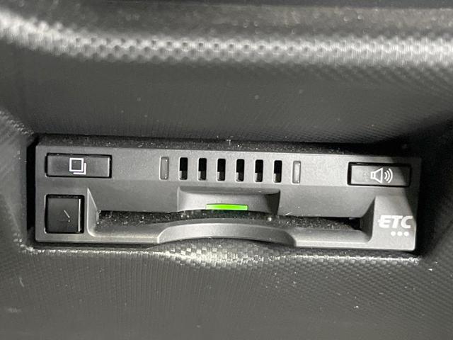 ライズ Ｚ　全周囲カメラ　衝突被害軽減システム　レーダークルーズ　禁煙車　ドラレコ　コーナーセンサー　スマートキー　ＬＥＤヘッド　ビルトインＥＴＣ　純正１７インチアルミ　オートライト　オートエアコン（7枚目）