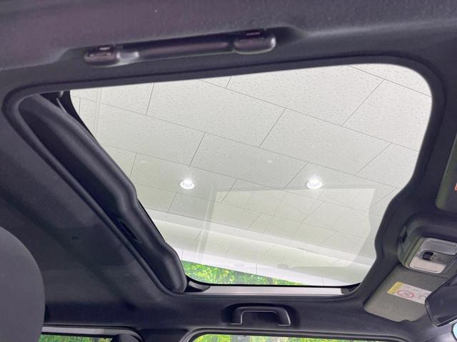 タフト Ｇ　ダーククロムベンチャー　ガラスルーフ　純正ＳＤナビ　全周囲カメラ　衝突被害軽減システム　禁煙車　ドラレコ　コーナーセンサー　スマートキー　ＬＥＤヘッド　ＥＴＣ　純正１５インチアルミ　オートライト　オートエアコン（5枚目）