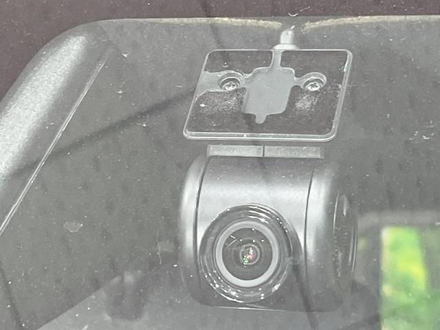 タフト Ｇ　ダーククロムベンチャー　ガラスルーフ　純正ＳＤナビ　全周囲カメラ　衝突被害軽減システム　禁煙車　ドラレコ　コーナーセンサー　スマートキー　ＬＥＤヘッド　ＥＴＣ　純正１５インチアルミ　オートライト　オートエアコン（26枚目）