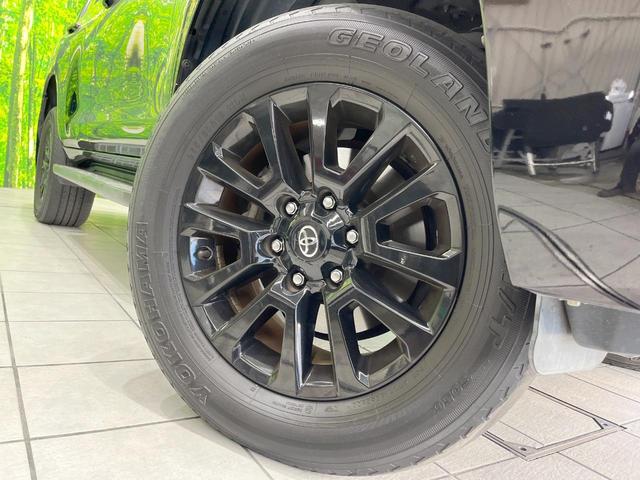 �y�����P�W�C���`�A���~�z�C�[���z�O�ςɃ}�b�`���������A���~�z�C�[���𑕒����Ă���܂��B�e��ЊO�A���~�z�C�[����A�X�^�b�h���X�^�C�����戵�����Ă���܂��B���񂲑��k����������