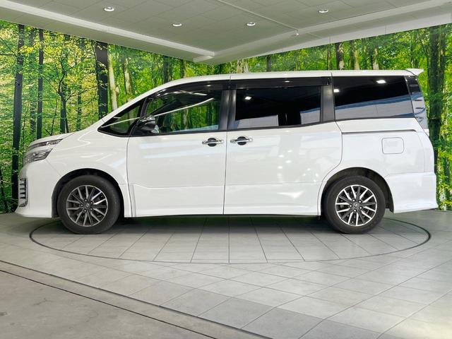 ヴォクシー ＺＳ　煌　両側電動ドア　ＳＤナビ　バックカメラ　禁煙車　レザーシート　スマートキー　ＬＥＤヘッド　ビルトインＥＴＣ　純正１６インチアルミ　オートライト　Ｂｌｕｅｔｏｏｔｈ　ＣＤ　ＤＶＤ再生　フルセグ（23枚目）