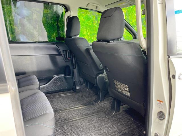 ヴォクシー ＺＳ　煌　両側電動ドア　ＳＤナビ　バックカメラ　禁煙車　レザーシート　スマートキー　ＬＥＤヘッド　ビルトインＥＴＣ　純正１６インチアルミ　オートライト　Ｂｌｕｅｔｏｏｔｈ　ＣＤ　ＤＶＤ再生　フルセグ（49枚目）