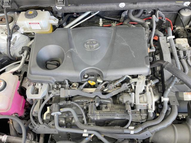 ＲＡＶ４ ハイブリッドＸ　バックカメラ　衝突被害軽減システム　レーダークルーズ　禁煙車　ハーフレザーシート　コーナーセンサー　スマートキー　ＬＥＤヘッド　ビルトインＥＴＣ　純正１７インチアルミ　オートハイビーム　車線逸脱警報（18枚目）