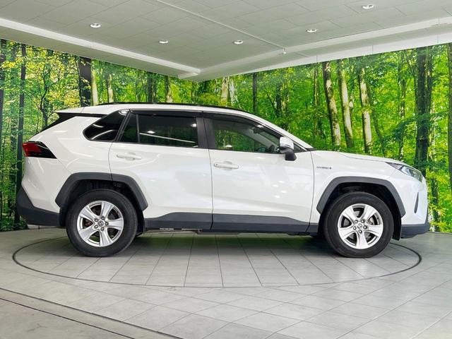 ＲＡＶ４ ハイブリッドＸ　バックカメラ　衝突被害軽減システム　レーダークルーズ　禁煙車　ハーフレザーシート　コーナーセンサー　スマートキー　ＬＥＤヘッド　ビルトインＥＴＣ　純正１７インチアルミ　オートハイビーム　車線逸脱警報（24枚目）