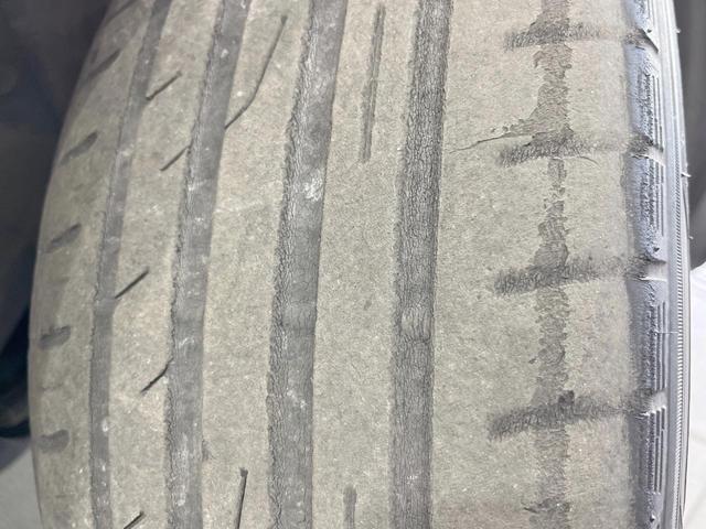 ＲＡＶ４ ハイブリッドＸ　バックカメラ　衝突被害軽減システム　レーダークルーズ　禁煙車　ハーフレザーシート　コーナーセンサー　スマートキー　ＬＥＤヘッド　ビルトインＥＴＣ　純正１７インチアルミ　オートハイビーム　車線逸脱警報（26枚目）