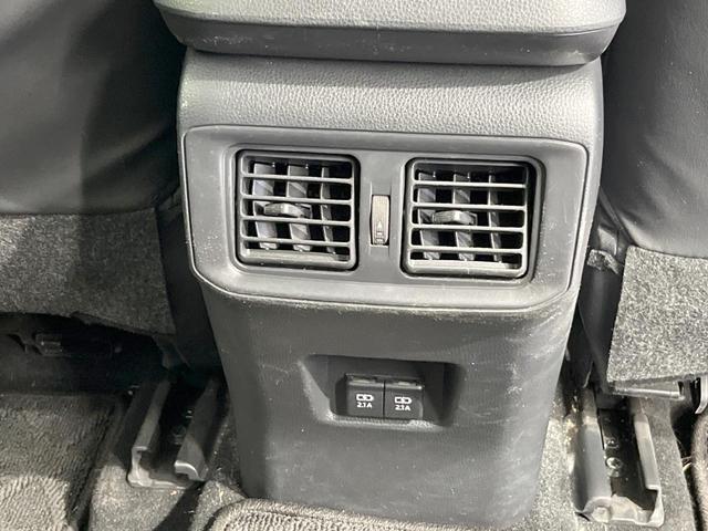 ＲＡＶ４ ハイブリッドＸ　バックカメラ　衝突被害軽減システム　レーダークルーズ　禁煙車　ハーフレザーシート　コーナーセンサー　スマートキー　ＬＥＤヘッド　ビルトインＥＴＣ　純正１７インチアルミ　オートハイビーム　車線逸脱警報（53枚目）