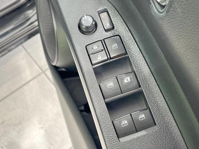 シエンタ Ｇ　両側電動ドア　ＳＤナビ　衝突被害軽減システム　禁煙車　スマートキー　ビルトインＥＴＣ　オートエアコン　ＣＤ　ＤＶＤ再生　地デジ（45枚目）