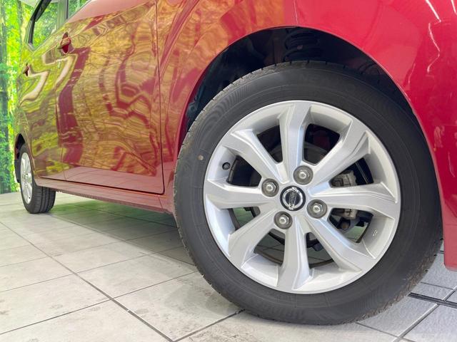 デイズ Ｘ　全周囲カメラ　衝突被害軽減システム　禁煙車　コーナーセンサー　スマートキー　純正１４インチアルミ　オートライト　オートエアコン　ＣＤ（13枚目）