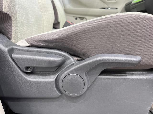 デイズ Ｘ　全周囲カメラ　衝突被害軽減システム　禁煙車　コーナーセンサー　スマートキー　純正１４インチアルミ　オートライト　オートエアコン　ＣＤ（44枚目）