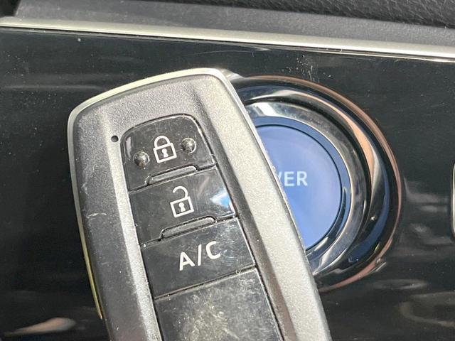 �y�X�}�[�g�L�[�z�J�o����|�P�b�g�ɓ��ꂽ�܂܂ł��h�A�̎{���E�������\�ȃX�}�[�g�L�[�𑕔��B�G���W���̃I���E�I�t�����J�M�����o���K�v����������Ƃ��Ă��֗��ł���