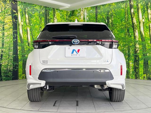 ヤリスクロス ハイブリッドＺ　フルエアロ　全周囲カメラ　１００Ｖ電源　レーダークルーズ　禁煙車　電動リアゲート　ハーフレザーシート　パワーシート　ドラレコ　コーナーセンサー　スマートキー　ＬＥＤヘッド　ビルトインＥＴＣ（15枚目）
