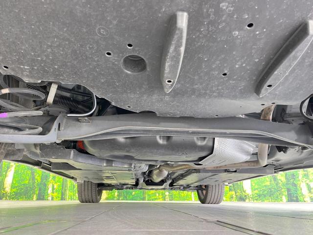 ヤリスクロス ハイブリッドＺ　フルエアロ　全周囲カメラ　１００Ｖ電源　レーダークルーズ　禁煙車　電動リアゲート　ハーフレザーシート　パワーシート　ドラレコ　コーナーセンサー　スマートキー　ＬＥＤヘッド　ビルトインＥＴＣ（19枚目）