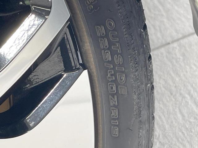 ヤリスクロス ハイブリッドＺ　フルエアロ　全周囲カメラ　１００Ｖ電源　レーダークルーズ　禁煙車　電動リアゲート　ハーフレザーシート　パワーシート　ドラレコ　コーナーセンサー　スマートキー　ＬＥＤヘッド　ビルトインＥＴＣ（33枚目）