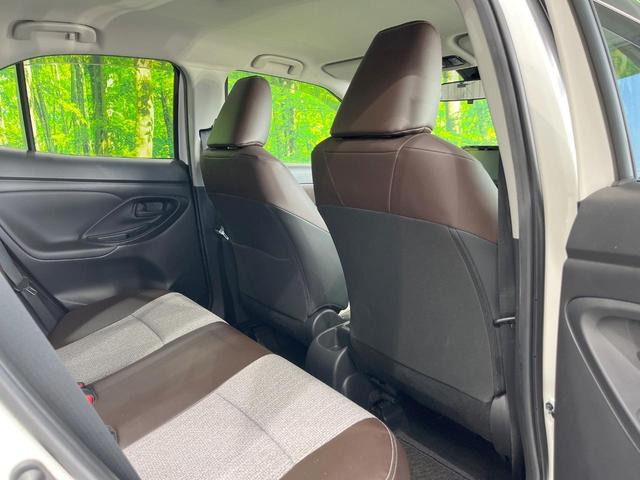 ヤリスクロス ハイブリッドＺ　フルエアロ　全周囲カメラ　１００Ｖ電源　レーダークルーズ　禁煙車　電動リアゲート　ハーフレザーシート　パワーシート　ドラレコ　コーナーセンサー　スマートキー　ＬＥＤヘッド　ビルトインＥＴＣ（53枚目）