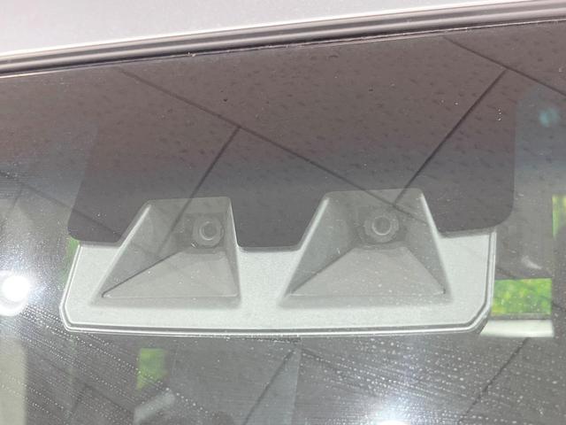 �y�X�}�[�g�A�V�X�g�z���s���ɑO���̎ԗ�����F�����A�Փ˂������Ȏ��͌x��ƃu���[�L�ŏՓˉ���Ɣ�Q�y�����A�V�X�g�B�����S�Ƀh���C�u�����y���݂��������܂��B