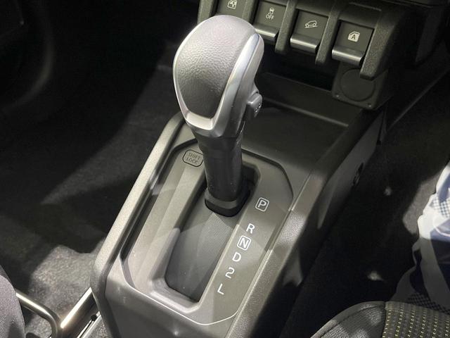 ジムニーノマド ＦＣ　４ＷＤ　衝突被害軽減システム　レーダークルーズ　禁煙車　コーナーセンサー　スマートキー　ＬＥＤヘッド　純正１５インチアルミ　オートハイビーム　車線逸脱警報　オートライト　オートエアコン（31枚目）