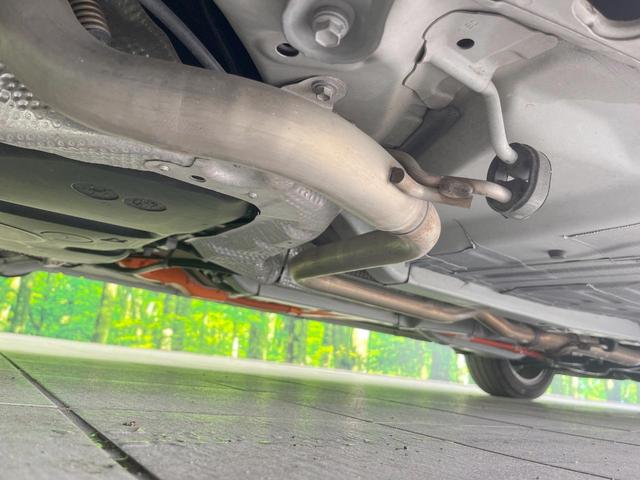 アクア Ｇソフトレザーセレクション　エアロ　バックカメラ　衝突被害軽減システム　禁煙車　合皮シート　スマートキー　ＬＥＤヘッド　ビルトインＥＴＣ　クルコン　純正１５インチアルミ　オートハイビーム　車線逸脱警報　オートライト（30枚目）