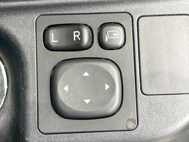 アクア Ｇソフトレザーセレクション　エアロ　バックカメラ　衝突被害軽減システム　禁煙車　合皮シート　スマートキー　ＬＥＤヘッド　ビルトインＥＴＣ　クルコン　純正１５インチアルミ　オートハイビーム　車線逸脱警報　オートライト（37枚目）