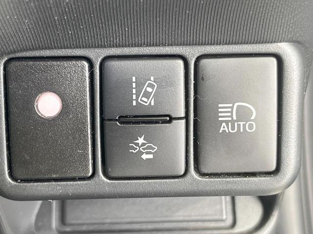 アクア Ｇソフトレザーセレクション　エアロ　バックカメラ　衝突被害軽減システム　禁煙車　合皮シート　スマートキー　ＬＥＤヘッド　ビルトインＥＴＣ　クルコン　純正１５インチアルミ　オートハイビーム　車線逸脱警報　オートライト（40枚目）