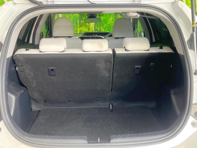 アクア Ｇソフトレザーセレクション　エアロ　バックカメラ　衝突被害軽減システム　禁煙車　合皮シート　スマートキー　ＬＥＤヘッド　ビルトインＥＴＣ　クルコン　純正１５インチアルミ　オートハイビーム　車線逸脱警報　オートライト（51枚目）