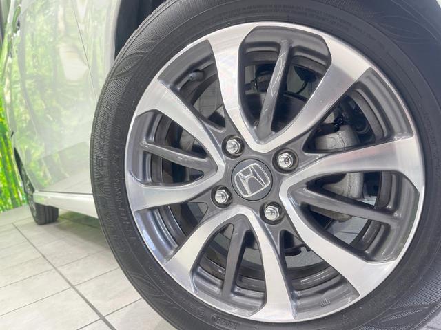 Ｎ－ＢＯＸカスタム ベースグレード　純正ディスプレイオーディオ　衝突被害軽減システム　レーダークルーズ　電動スライドドア　バックカメラ　スマートキー　ＬＥＤヘッド　コーナーセンサー　ビルトインＥＴＣ　純正１５インチアルミ　オートライト（13枚目）