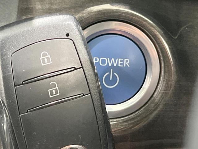 ヤリスクロス ハイブリッドＺ　バックカメラ　衝突被害軽減システム　レーダークルーズ　禁煙車　ハーフレザーシート　パワーシート　ドラレコ　コーナーセンサー　スマートキー　ＬＥＤヘッド　純正１８インチアルミ　オートハイビーム（7枚目）