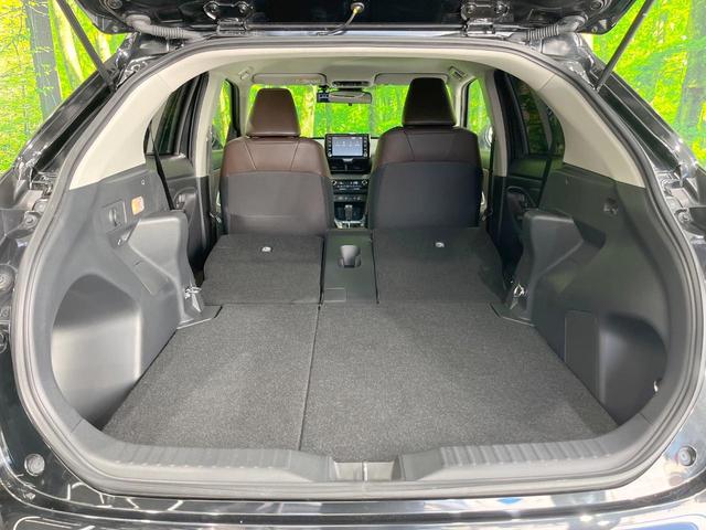 ヤリスクロス ハイブリッドＺ　バックカメラ　衝突被害軽減システム　レーダークルーズ　禁煙車　ハーフレザーシート　パワーシート　ドラレコ　コーナーセンサー　スマートキー　ＬＥＤヘッド　純正１８インチアルミ　オートハイビーム（10枚目）