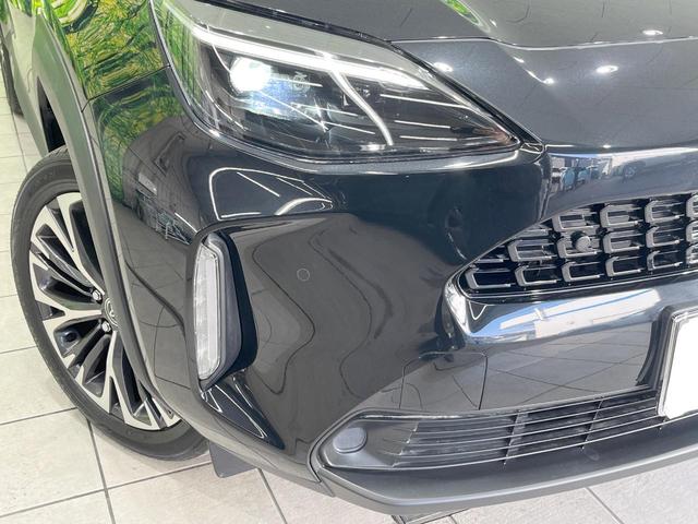 ヤリスクロス ハイブリッドＺ　バックカメラ　衝突被害軽減システム　レーダークルーズ　禁煙車　ハーフレザーシート　パワーシート　ドラレコ　コーナーセンサー　スマートキー　ＬＥＤヘッド　純正１８インチアルミ　オートハイビーム（12枚目）