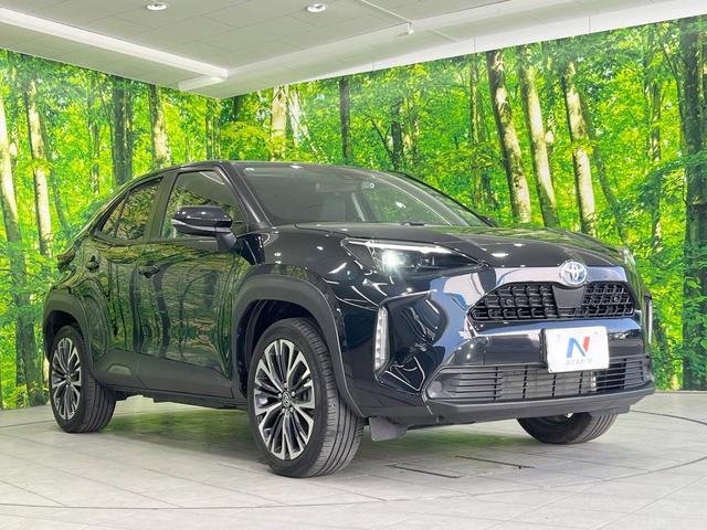 ヤリスクロス ハイブリッドＺ　バックカメラ　衝突被害軽減システム　レーダークルーズ　禁煙車　ハーフレザーシート　パワーシート　ドラレコ　コーナーセンサー　スマートキー　ＬＥＤヘッド　純正１８インチアルミ　オートハイビーム（16枚目）