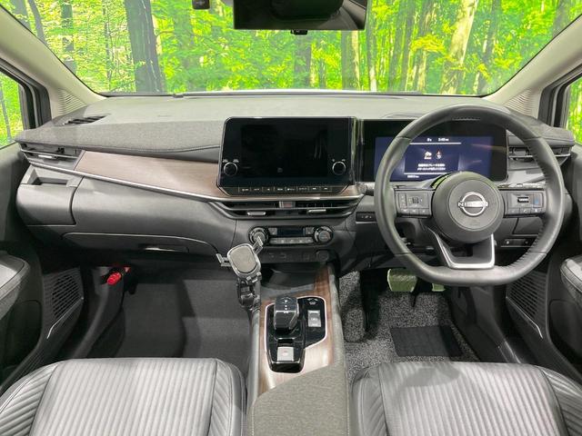 オーラ Ｇ　レザーエディション　純正ナビ　衝突被害軽減システム　プロパイロット　全周囲カメラ　レザーシート　ドラレコ　スマートキー　ＬＥＤヘッド　コーナーセンサー　ビルトインＥＴＣ　純正１７インチアルミ　オートハイビーム（2枚目）