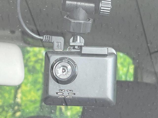 スペーシアカスタム ハイブリッドＧＳ　ＳＤナビ　衝突被害軽減システム　電動スライドドア　バックカメラ　シートヒーター　スマートキー　ＬＥＤヘッド　ＥＴＣ　ドラレコ　コーナーセンサー　純正１４インチアルミ　車線逸脱警報（32枚目）