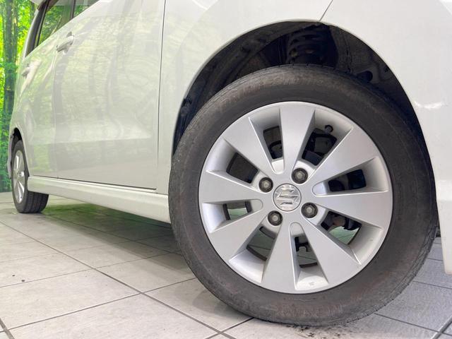 �y�����P�S�C���`�A���~�z�C�[���z�O�ςɃ}�b�`���������A���~�z�C�[���𑕒����Ă���܂��B�e��ЊO�A���~�z�C�[����A�X�^�b�h���X�^�C�����戵�����Ă���܂��B���񂲑��k����������