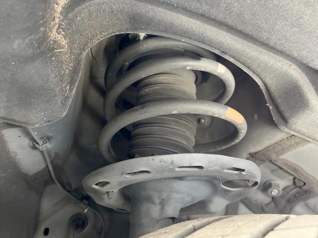 アルファード ２．５Ｓ　Ｃパッケージ　サンルーフ　モデリスタ　純正ナビ　衝突被害軽減システム　レーダークルーズ　両側電動ドア　バックカメラ　ハーフレザーシート　前席シートエアコン　ドラレコ　スマートキー　ＨＩＤヘッド　ビルトインＥＴＣ（24枚目）