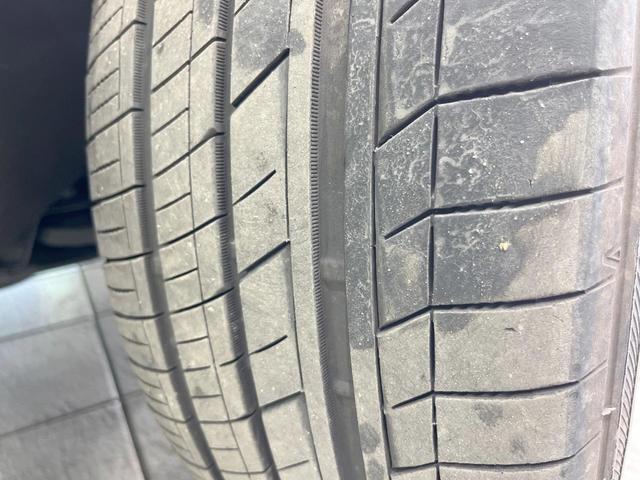 アルファード ２．５Ｓ　Ｃパッケージ　サンルーフ　モデリスタ　純正ナビ　衝突被害軽減システム　レーダークルーズ　両側電動ドア　バックカメラ　ハーフレザーシート　前席シートエアコン　ドラレコ　スマートキー　ＨＩＤヘッド　ビルトインＥＴＣ（25枚目）