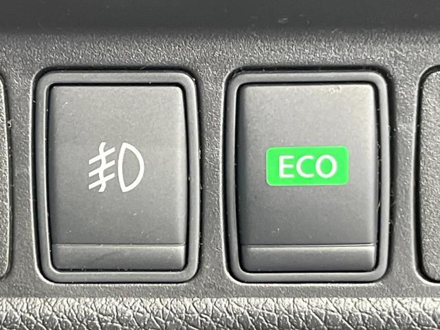 エクストレイル 20X ハイブリッド エマージェンシーブレーキP 4WD 全周囲カメラ 衝突被害軽減システム 禁煙車 電動リアゲート コーナーセンサー スマートキー LEDヘッド ビルトインETC クルコン 純正17インチアルミ オートライト デュアルエアコン(44枚目)