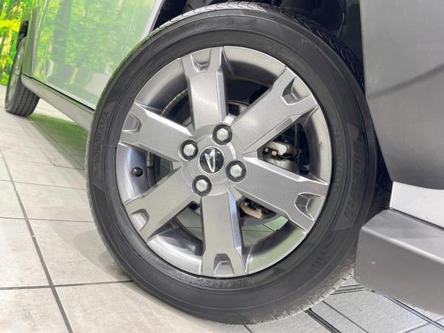 �y�����P�T�C���`�A���~�z�C�[���z�O�ςɃ}�b�`���������A���~�z�C�[���𑕒����Ă���܂��B�e��ЊO�A���~�z�C�[����A�X�^�b�h���X�^�C�����戵�����Ă���܂��B���񂲑��k����������