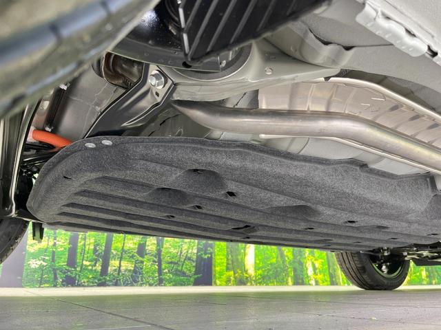 ヴェゼル ｅ：ＨＥＶ　ＲＳ　登録済未使用車　純正ナビ　衝突被害軽減システム　レーダークルーズ　全周囲カメラ　ＬＥＤヘッド　ＥＴＣ２．０　純正１８インチアルミ　ハーフレザーシート　コーナーセンサー　オートハイビーム　パークアシスト（22枚目）