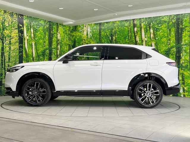 ヴェゼル ｅ：ＨＥＶ　ＲＳ　登録済未使用車　純正ナビ　衝突被害軽減システム　レーダークルーズ　全周囲カメラ　ＬＥＤヘッド　ＥＴＣ２．０　純正１８インチアルミ　ハーフレザーシート　コーナーセンサー　オートハイビーム　パークアシスト（28枚目）