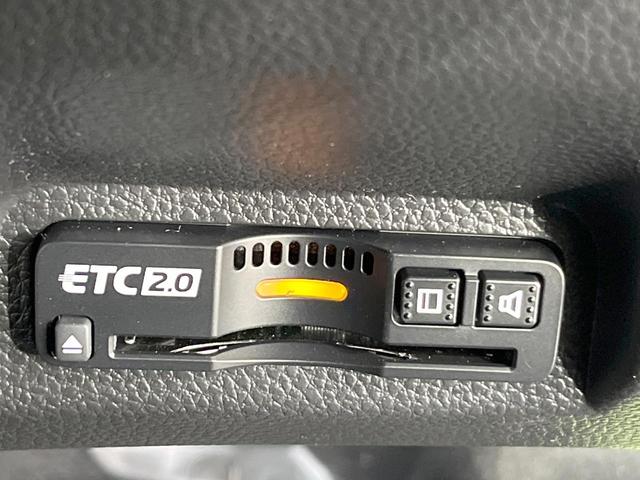 ヴェゼル ｅ：ＨＥＶ　ＲＳ　登録済未使用車　純正ナビ　衝突被害軽減システム　レーダークルーズ　全周囲カメラ　ＬＥＤヘッド　ＥＴＣ２．０　純正１８インチアルミ　ハーフレザーシート　コーナーセンサー　オートハイビーム　パークアシスト（40枚目）