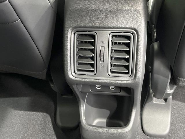 ヴェゼル ｅ：ＨＥＶ　ＲＳ　登録済未使用車　純正ナビ　衝突被害軽減システム　レーダークルーズ　全周囲カメラ　ＬＥＤヘッド　ＥＴＣ２．０　純正１８インチアルミ　ハーフレザーシート　コーナーセンサー　オートハイビーム　パークアシスト（54枚目）