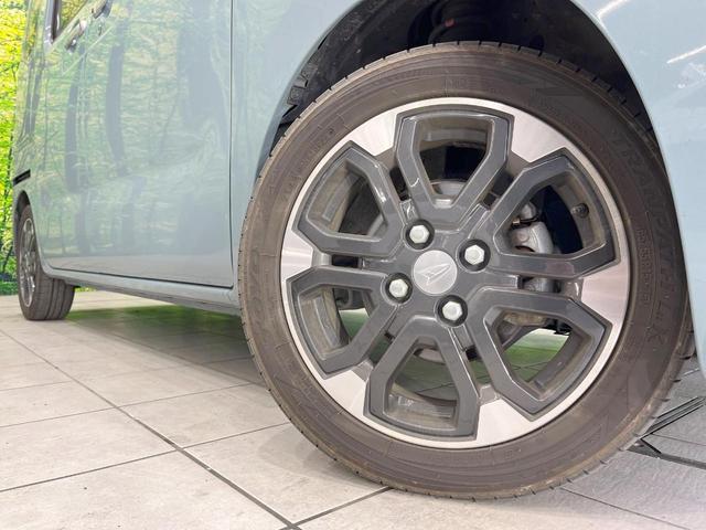 �y�����P�T�C���`�A���~�z�C�[���z�O�ςɃ}�b�`���������A���~�z�C�[���𑕒����Ă���܂��B�e��ЊO�A���~�z�C�[����A�X�^�b�h���X�^�C�����戵�����Ă���܂��B���񂲑��k����������